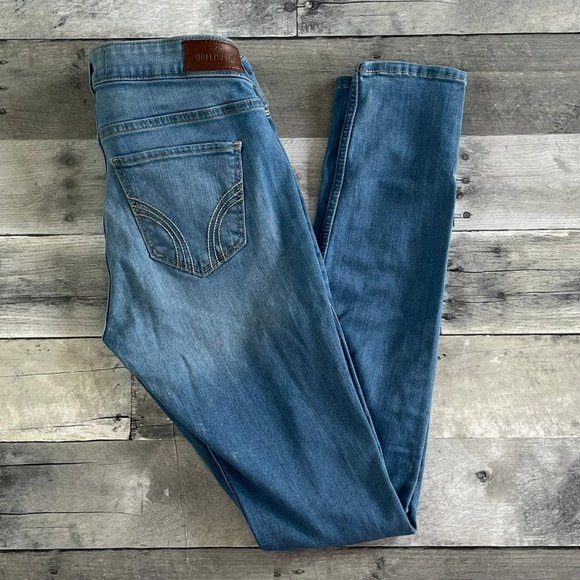 Hollister Super Skinny  Distress Jeans 1R - Picture 2 of 5